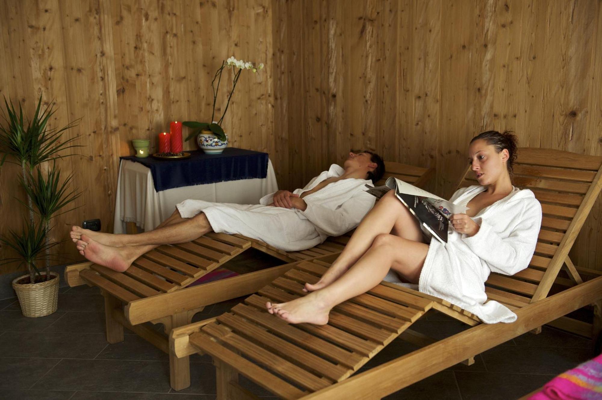 Hotel Nordik Санта Катерина Валфурва Екстериор снимка
