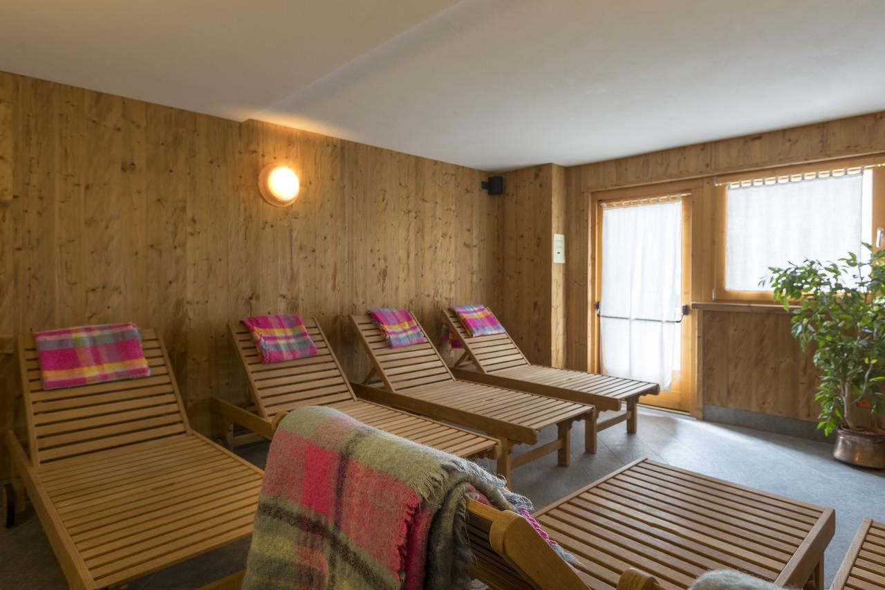 Hotel Nordik Санта Катерина Валфурва Екстериор снимка